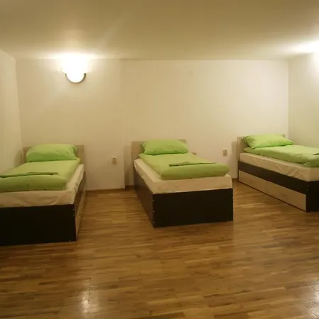 Ivory Tower بيت شباب صوفيا